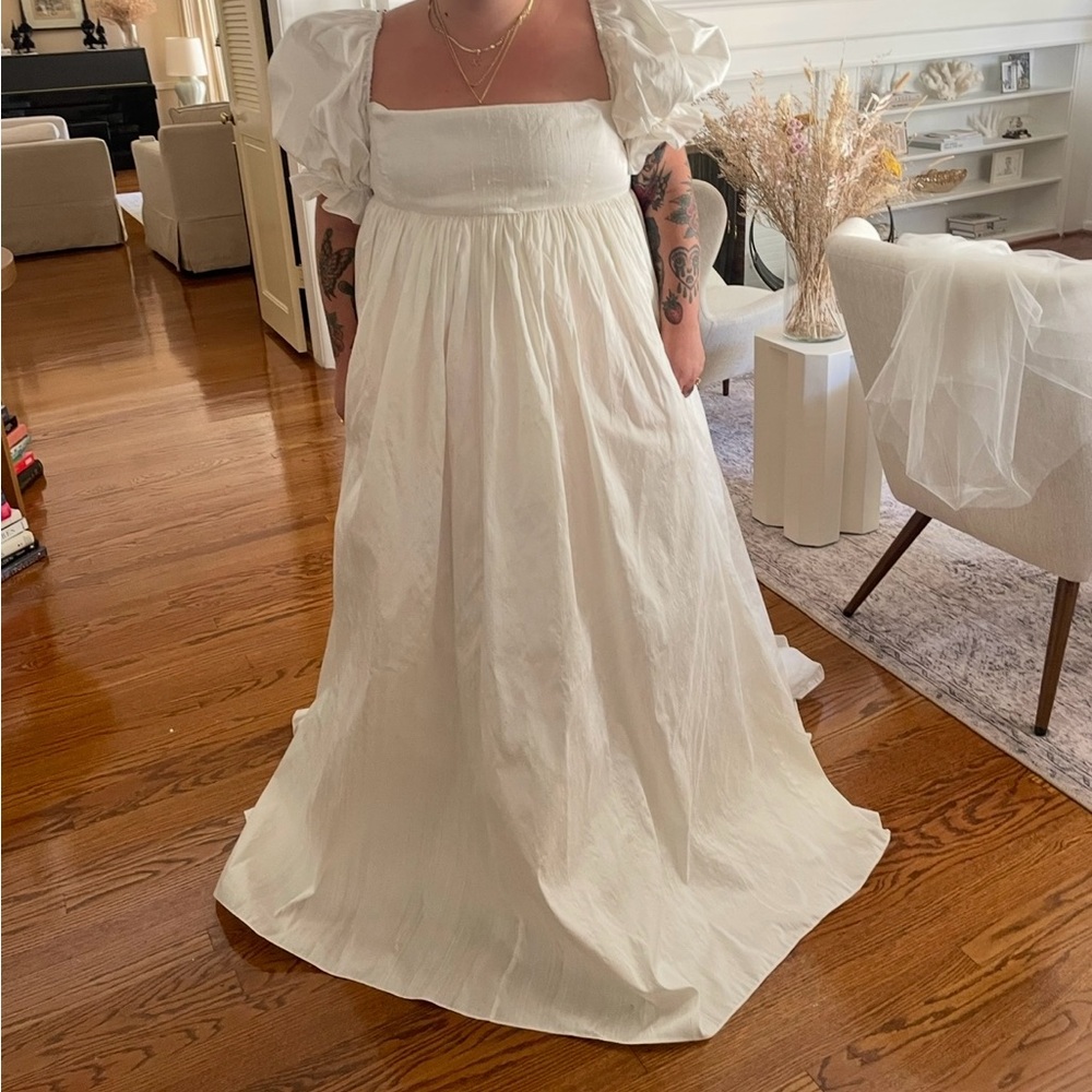 Odylyne the Ceremony Wedding Dress